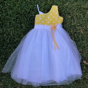 Yellow and white dress for girls